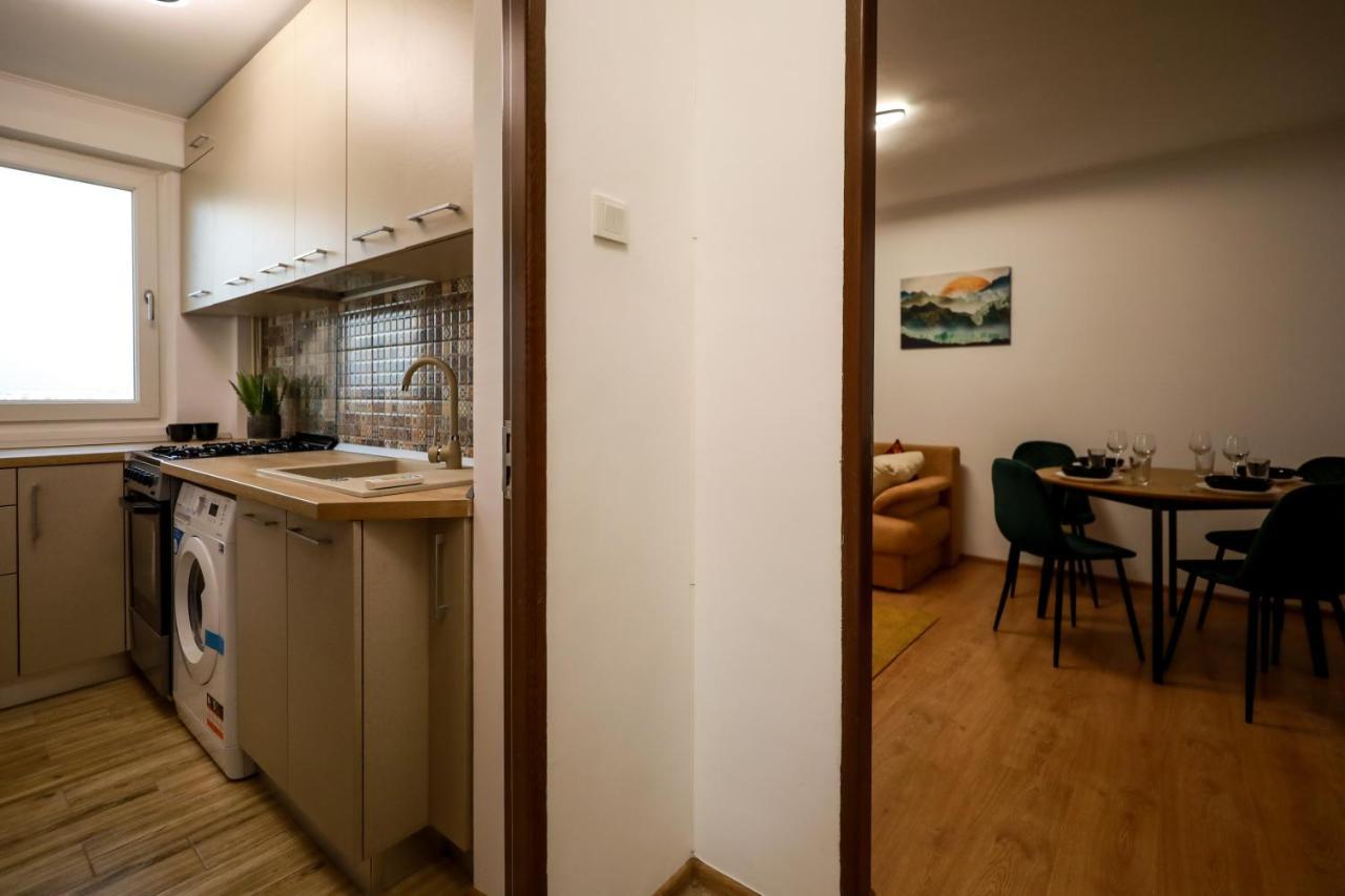 Quickspace Apartment Bukares Bagian luar foto